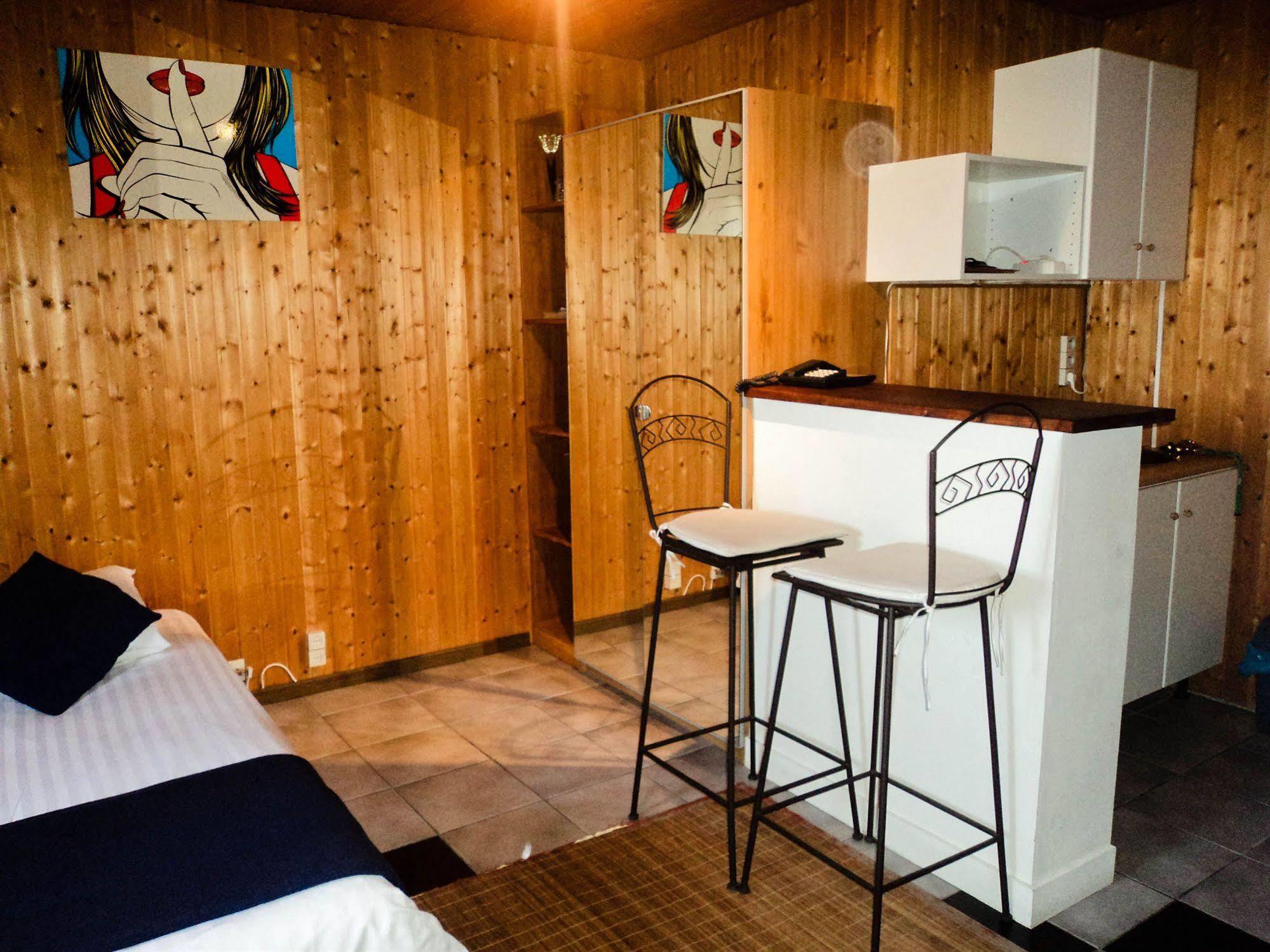 Hotel Auberge Van Strombeek Jette ภายนอก รูปภาพ