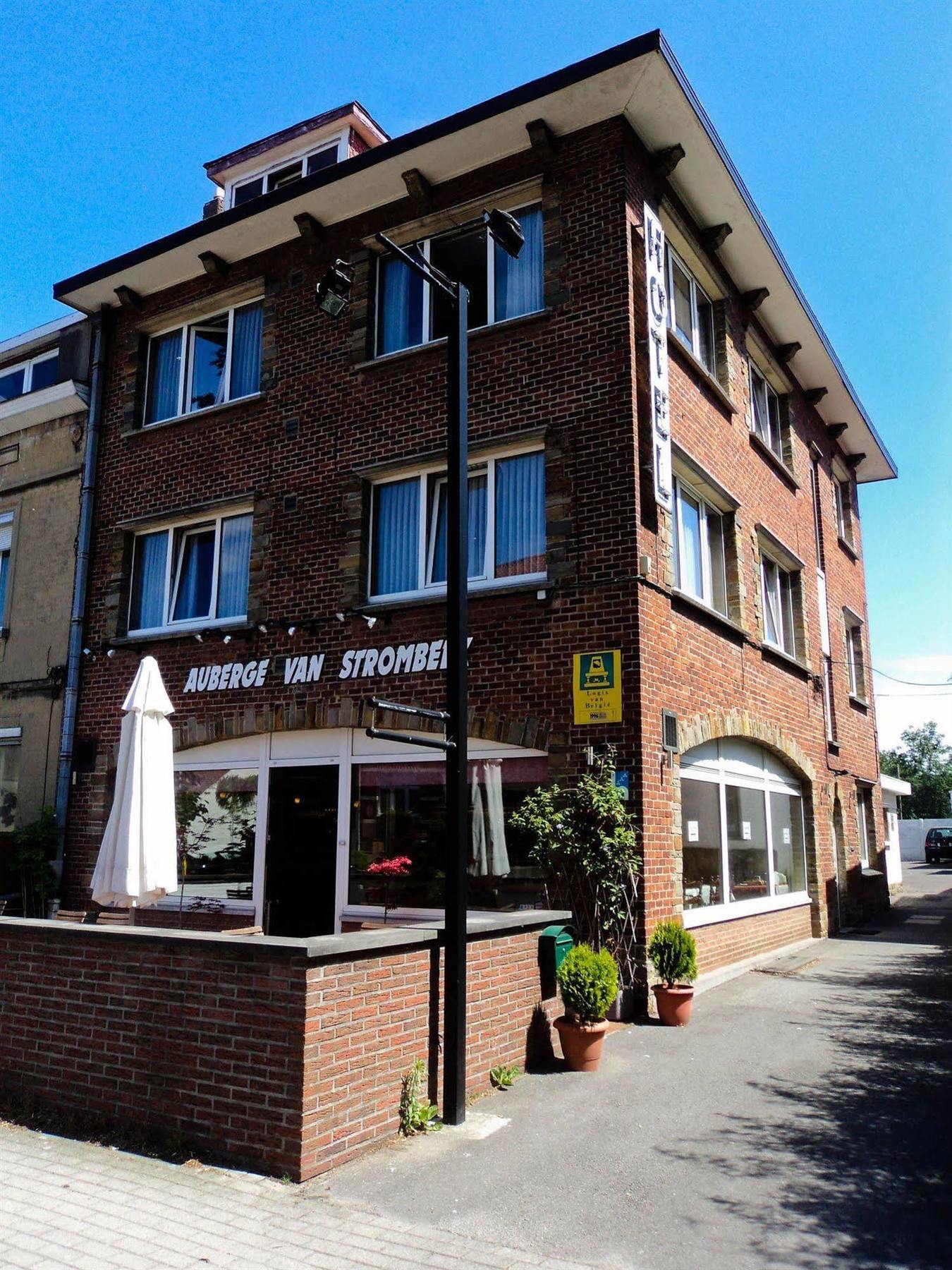 Hotel Auberge Van Strombeek Jette ภายนอก รูปภาพ