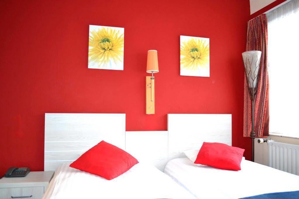 Hotel Auberge Van Strombeek Jette ภายนอก รูปภาพ