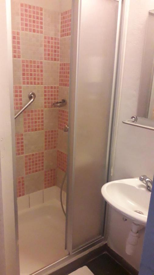 Hotel Auberge Van Strombeek Jette ภายนอก รูปภาพ